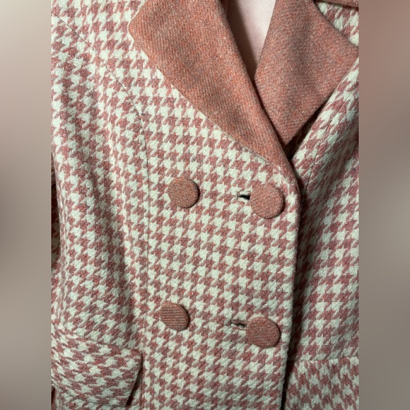 Pink and White Checkered Blazer - Picture 4 of 5